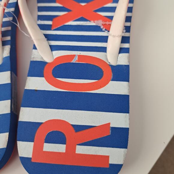 Roxy Women's Tahiti VII Blue White Stripe Chevron Stap Flip Flop Size 8 - Picture 8 of 9